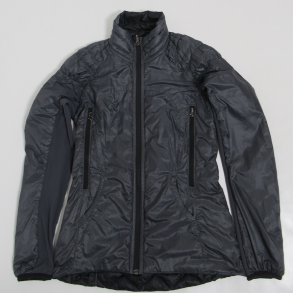 Lululemon Run: Turn Around Jacket Reversible Black Rulu, Goose Down Size 4 - Picture 10 of 12